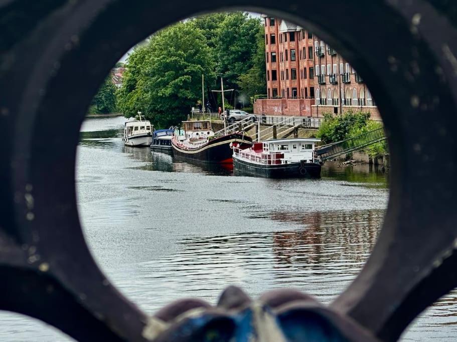 Unique Houseboat Experience I Central City Break York Eksteriør bilde