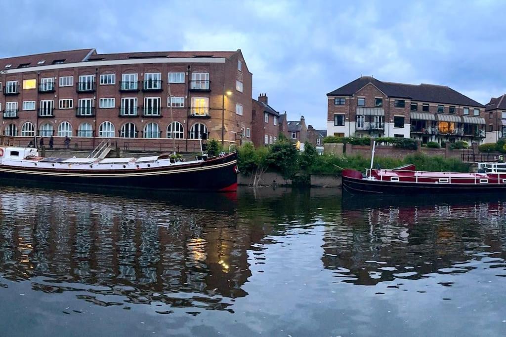 Unique Houseboat Experience I Central City Break York Eksteriør bilde