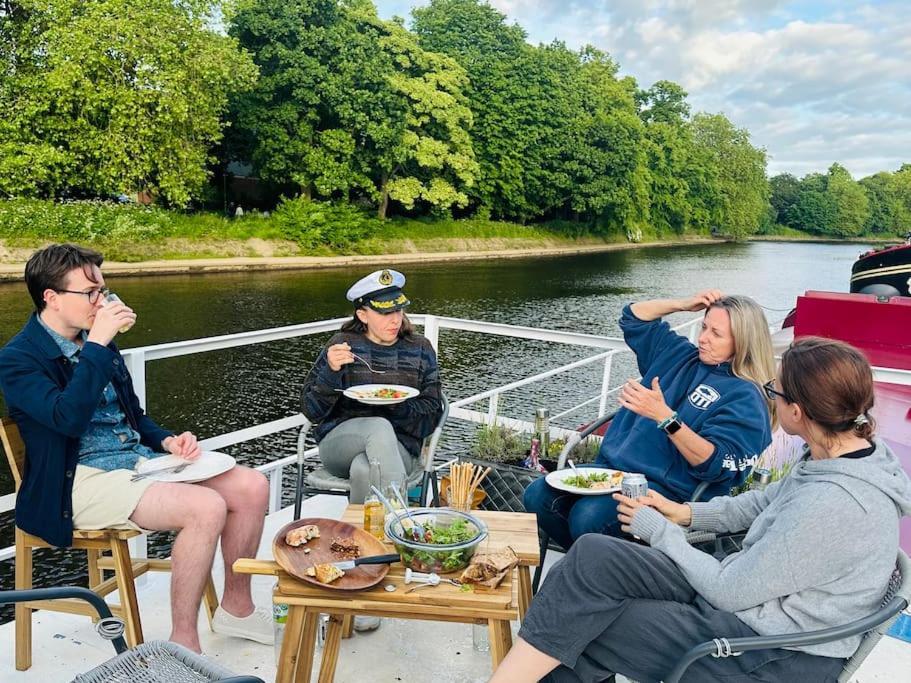 Unique Houseboat Experience I Central City Break York Eksteriør bilde