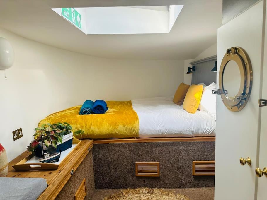 Unique Houseboat Experience I Central City Break York Eksteriør bilde